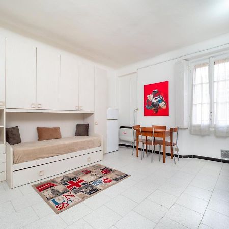 A Due Passi Dalla Stazione Centrale Di Milano Apartamento Exterior foto